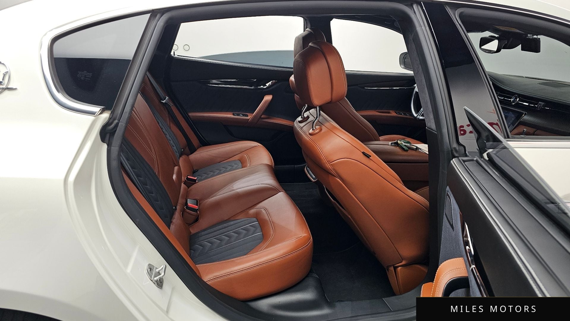 Maserati Quattroporte 2018 — миниатюра 12