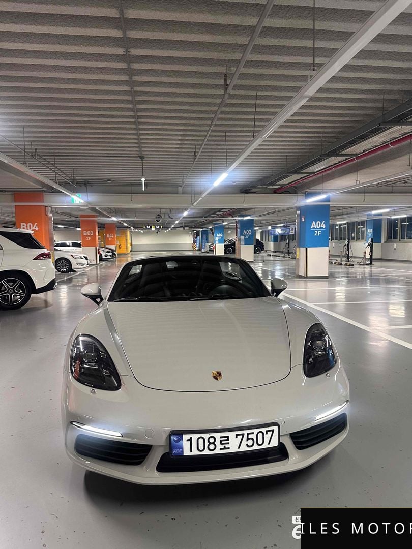 Porsche 718 2018 — фото 1 из 12
