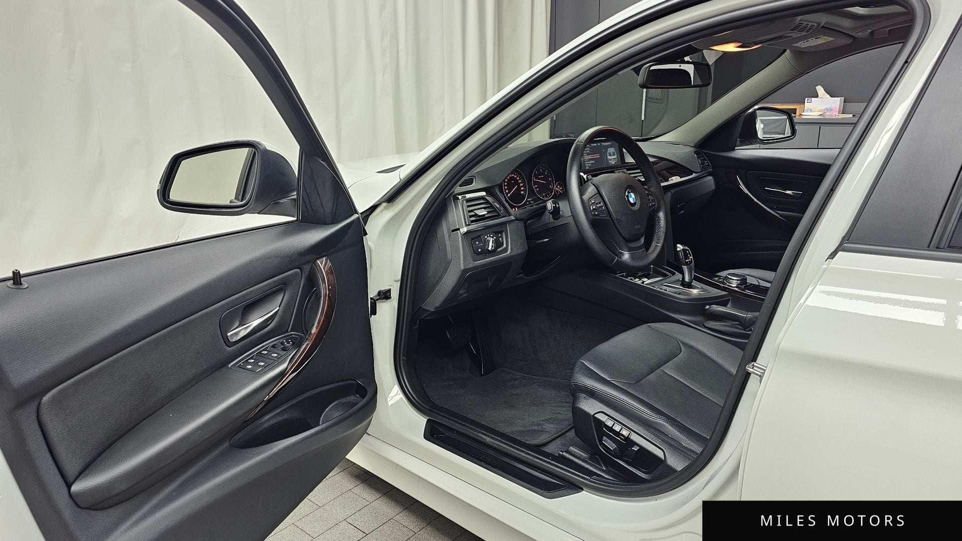 BMW 3 Series (F30) 2015 — миниатюра 10
