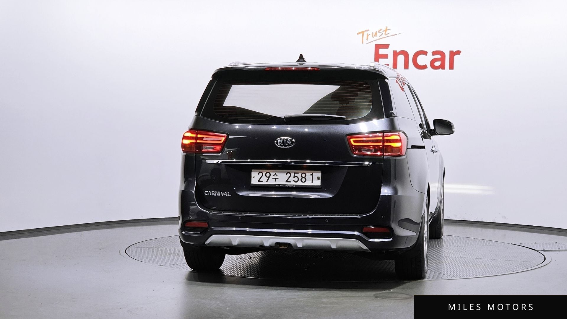 Kia Canival 2019 — миниатюра 4