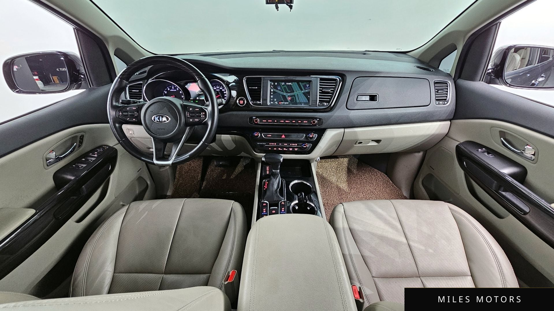 Kia Canival 2019 — миниатюра 7