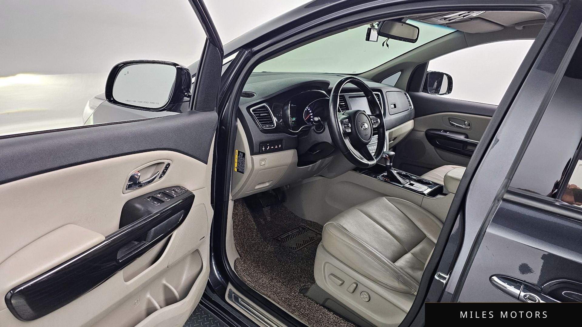 Kia Canival 2019 — миниатюра 11