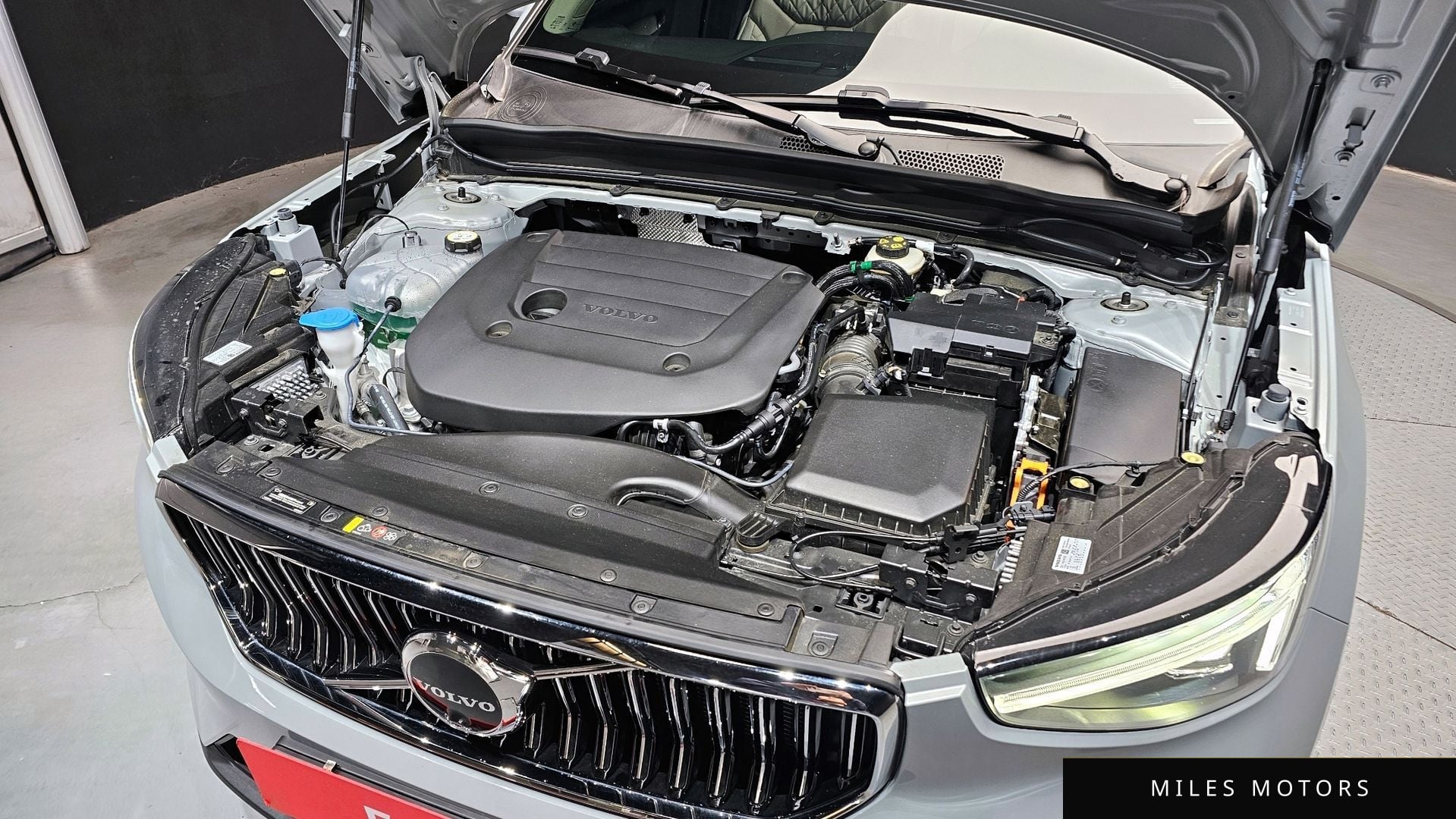 Volvo XC40 2025 — миниатюра 6
