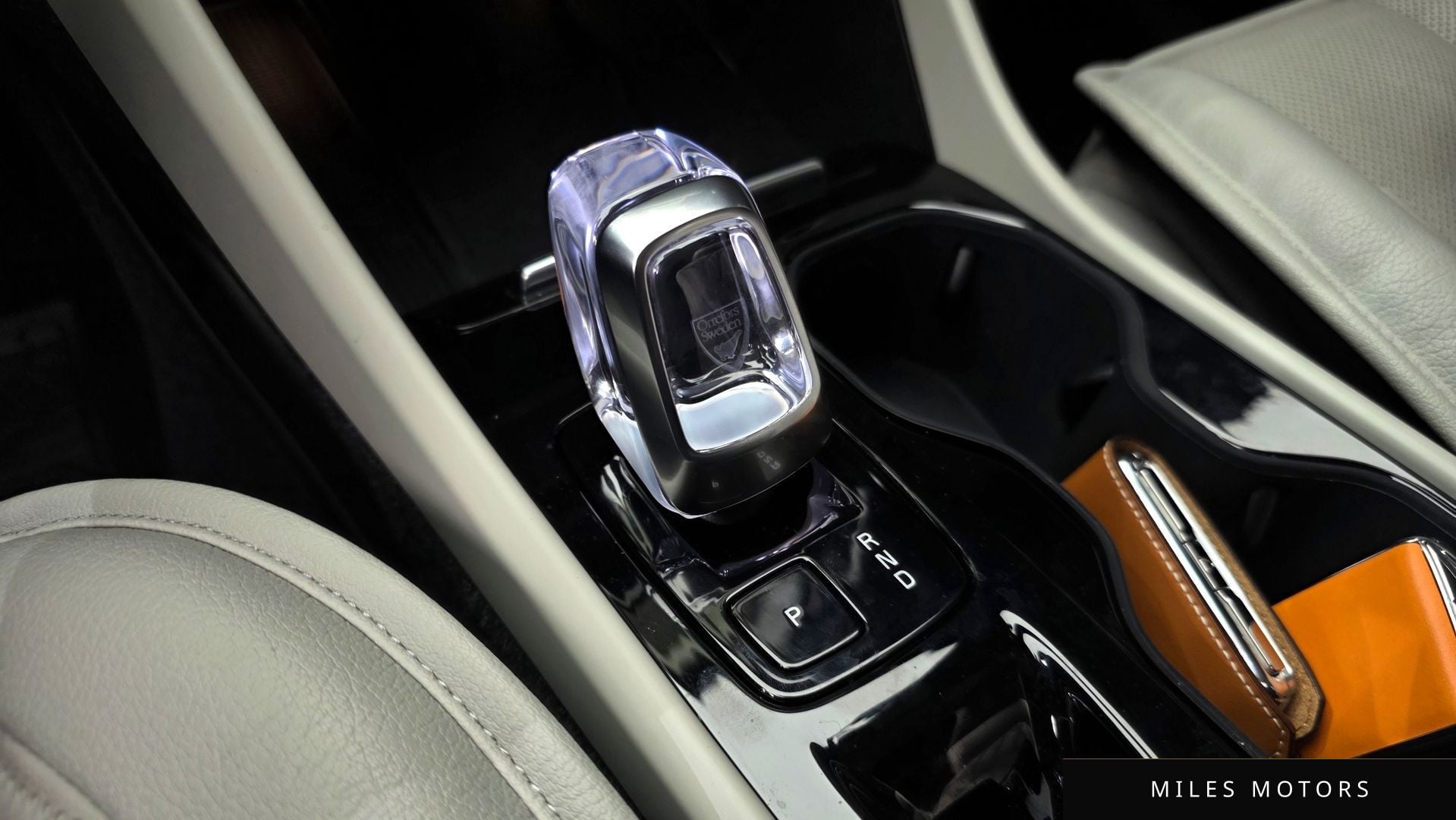 Volvo XC40 2025 — миниатюра 9