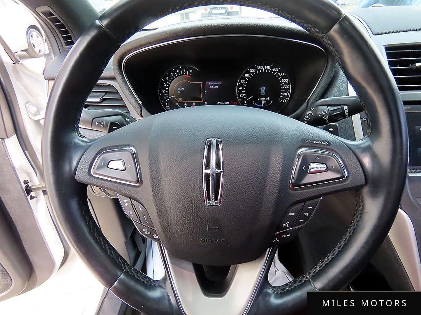 Lincoln MKC 2016 — миниатюра 8