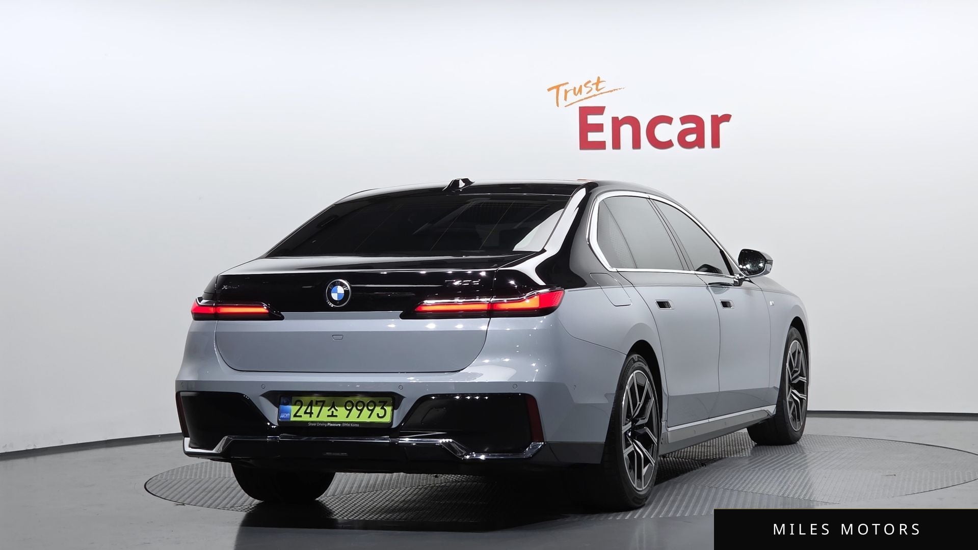 BMW 7시리즈 (G70) 2025 — миниатюра 2
