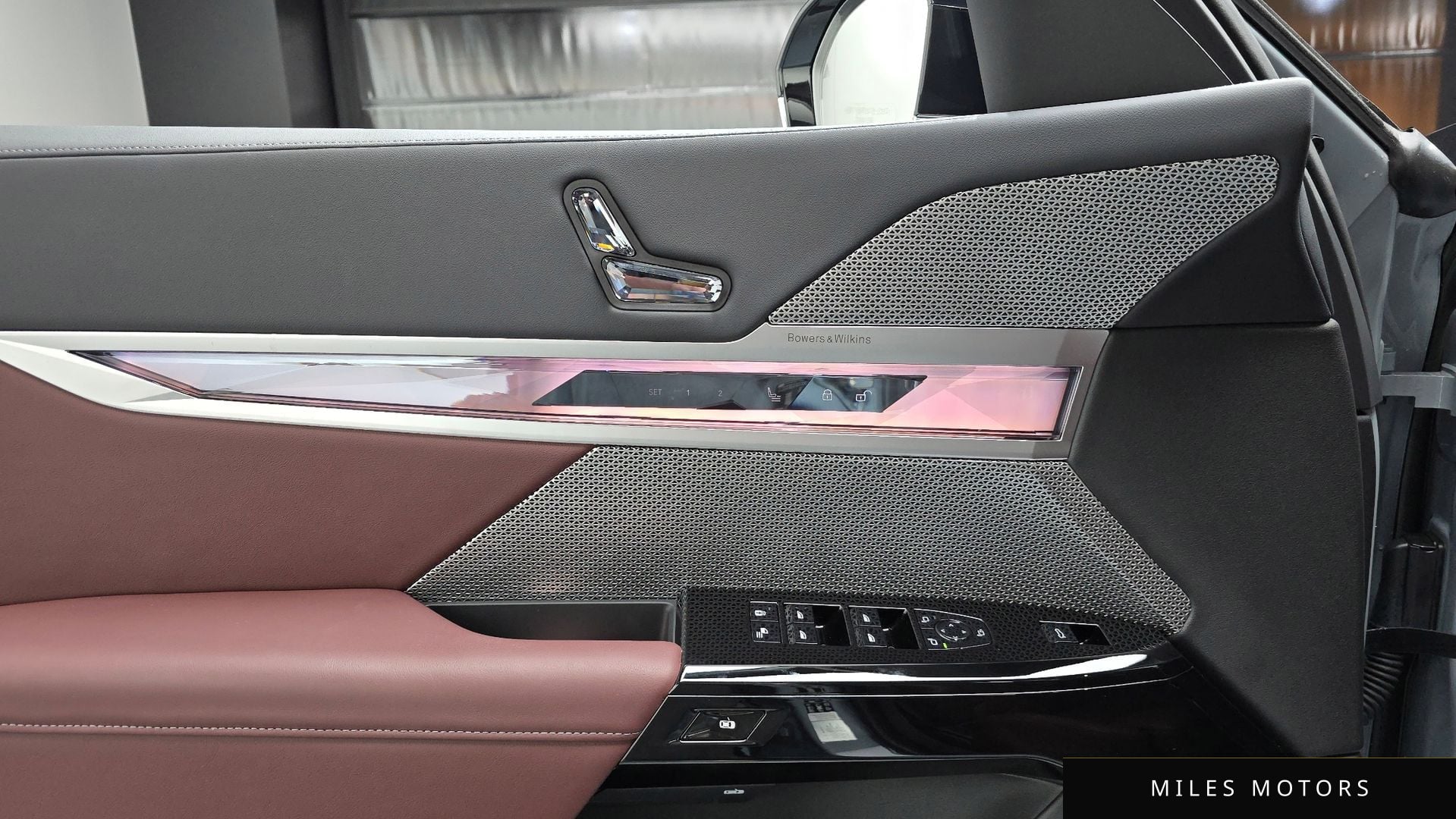 BMW 7시리즈 (G70) 2025 — миниатюра 14