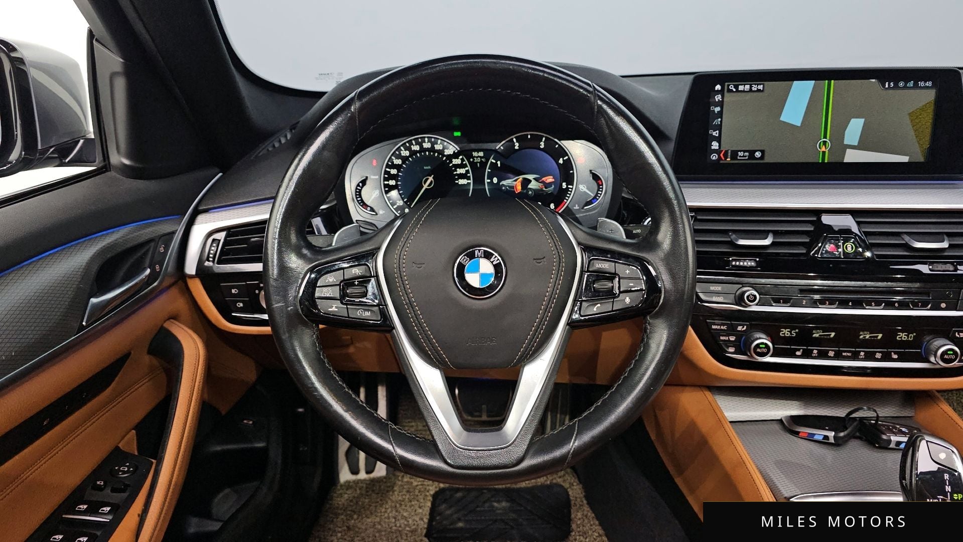 BMW 5 Series (G30) 2018 — миниатюра 11