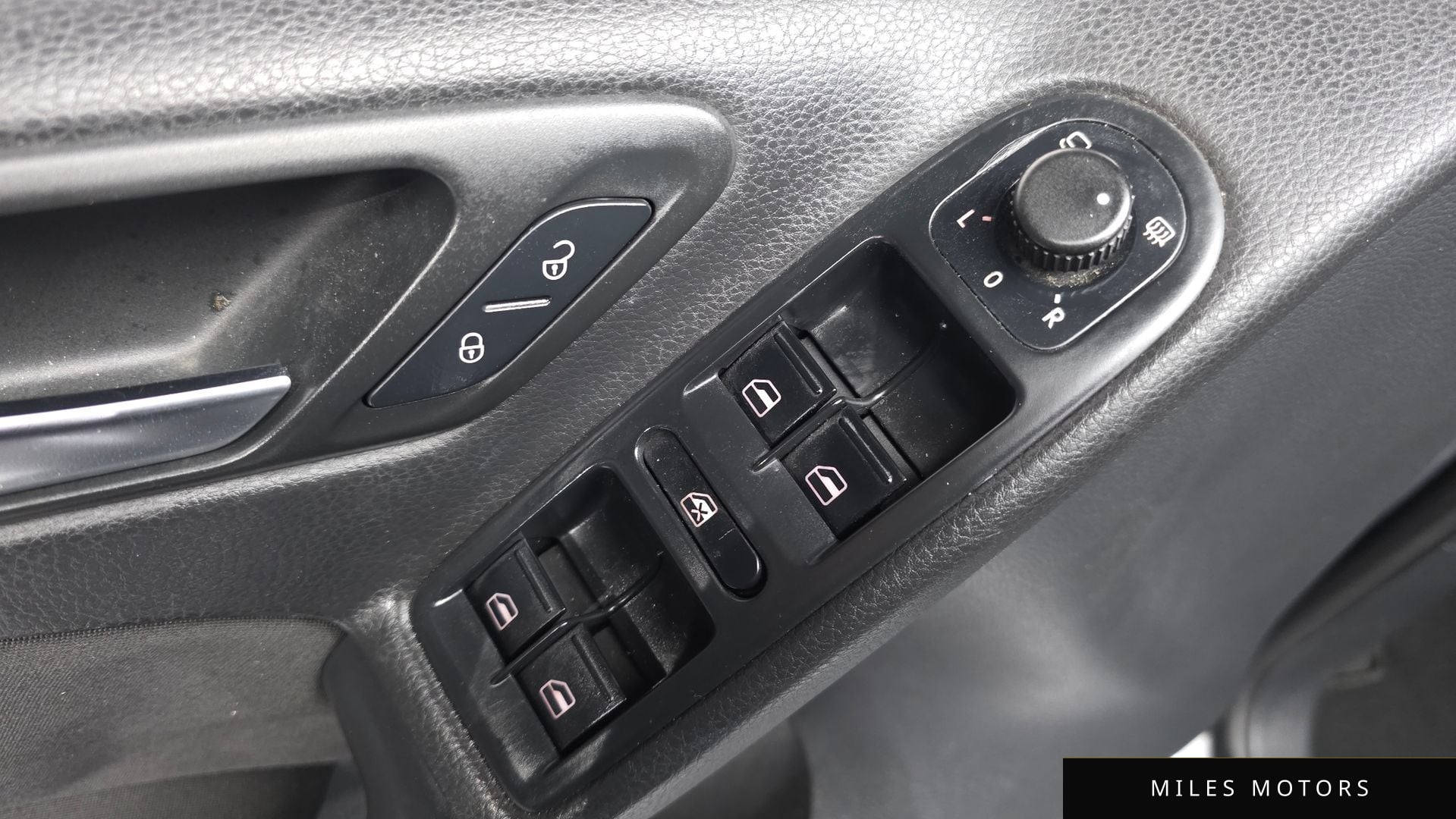 Volkswagen 골프 2011 — миниатюра 16