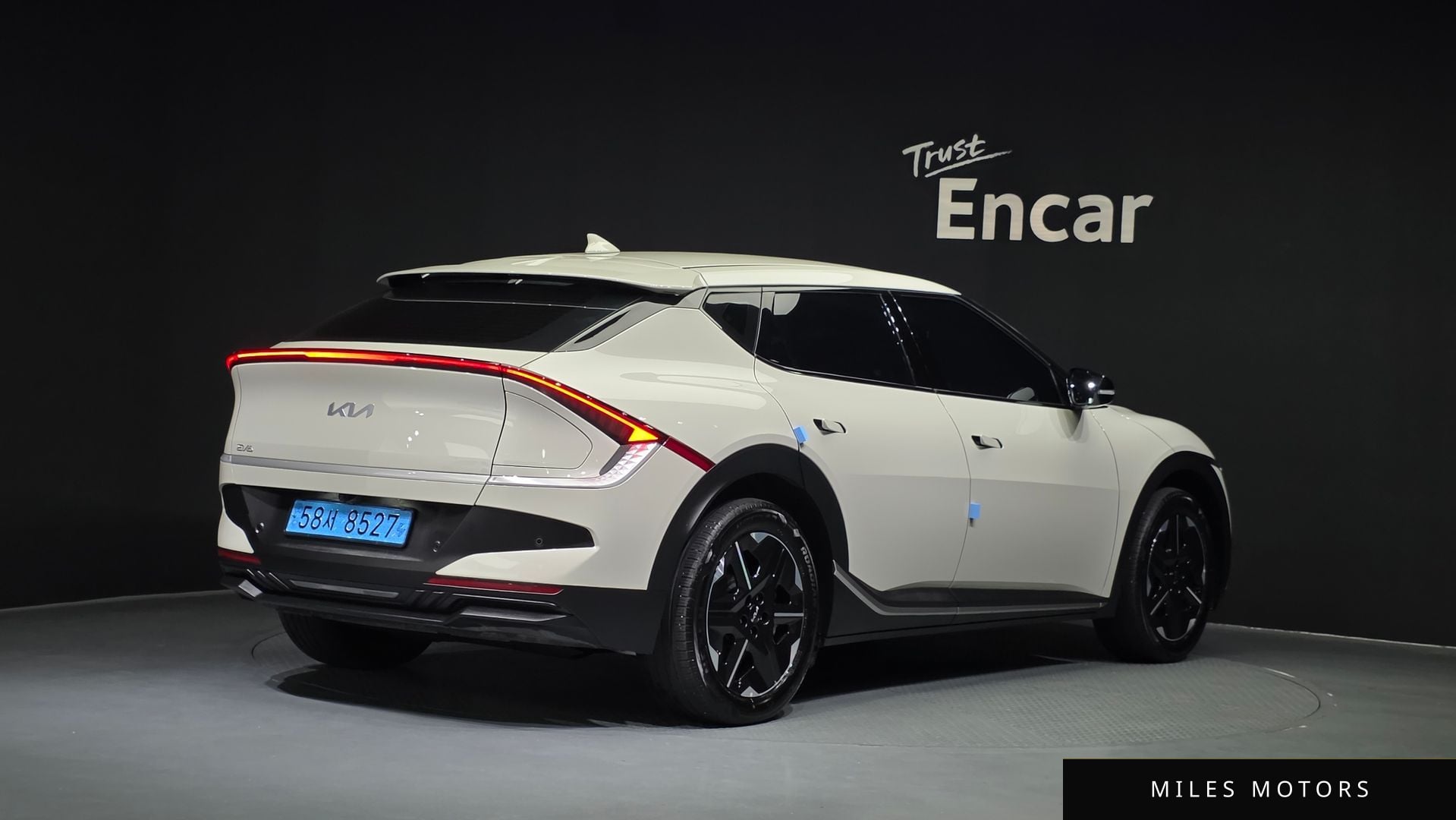 Kia EV6 2025 — миниатюра 2