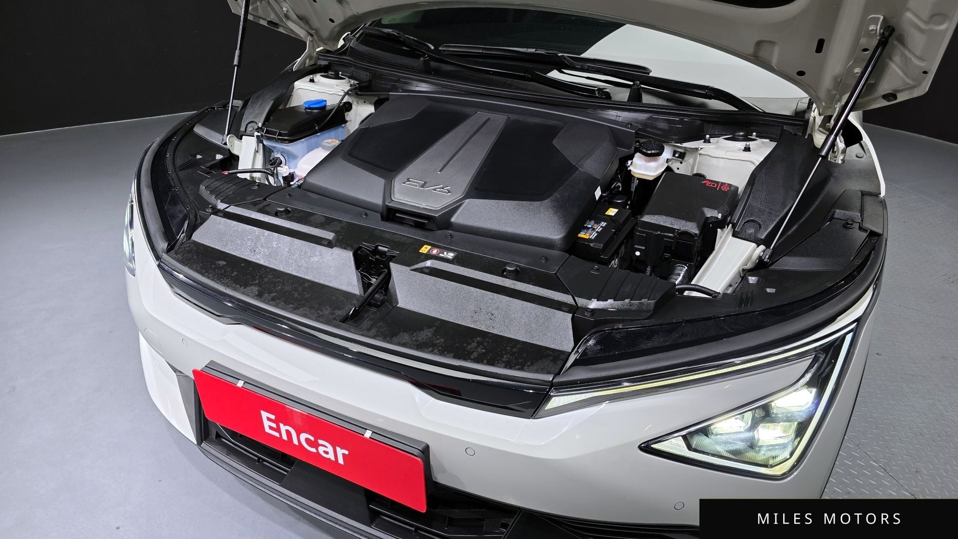 Kia EV6 2025 — миниатюра 6
