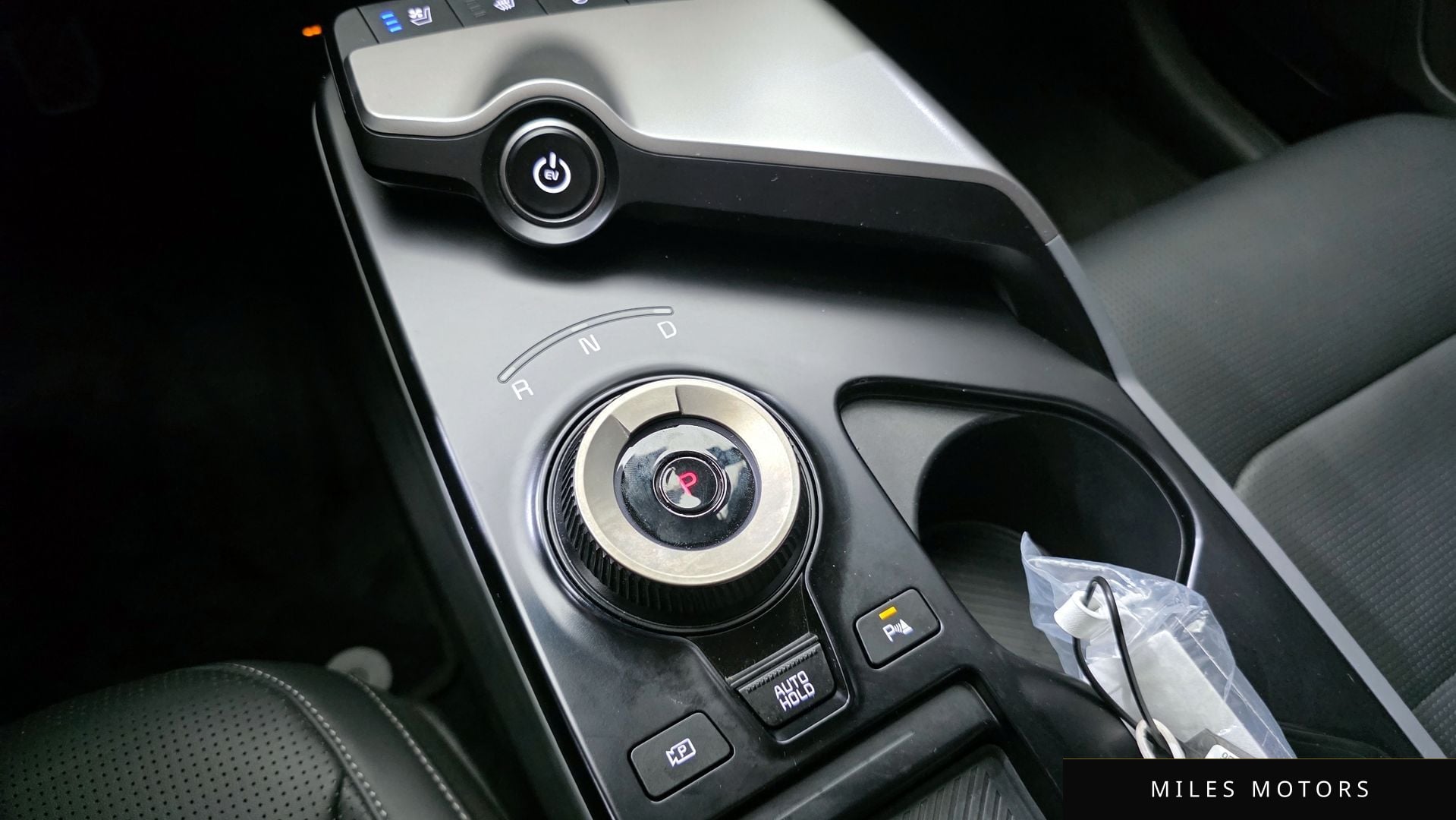 Kia EV6 2025 — миниатюра 12