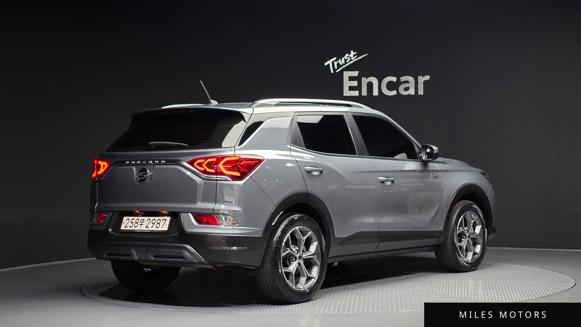 KG Mobility Beautiful Korando 2021 — миниатюра 2