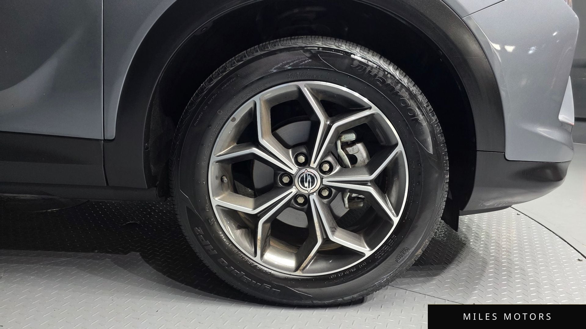 KG Mobility Beautiful Korando 2021 — миниатюра 5