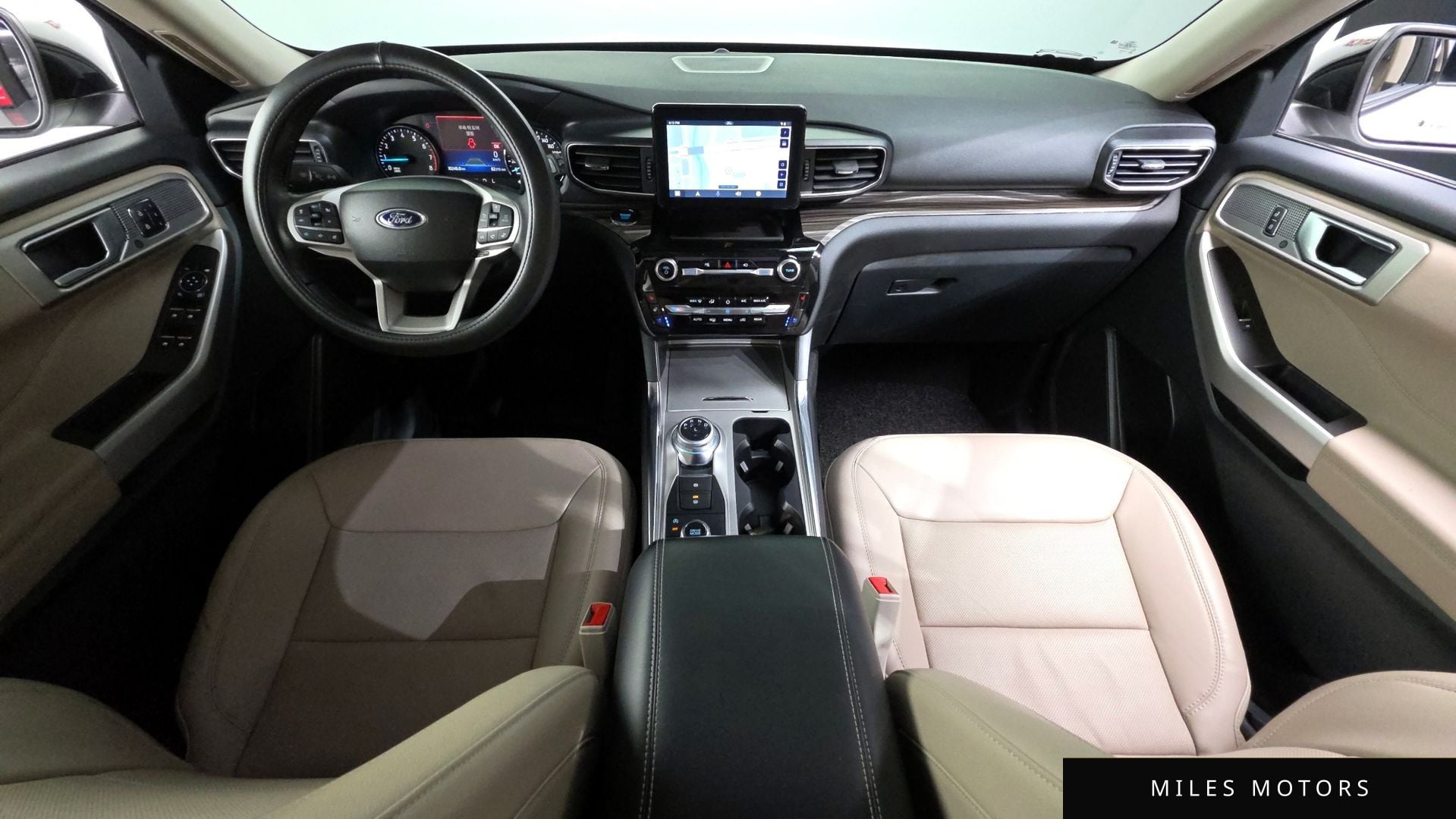 Ford Explorer 2023 — миниатюра 7