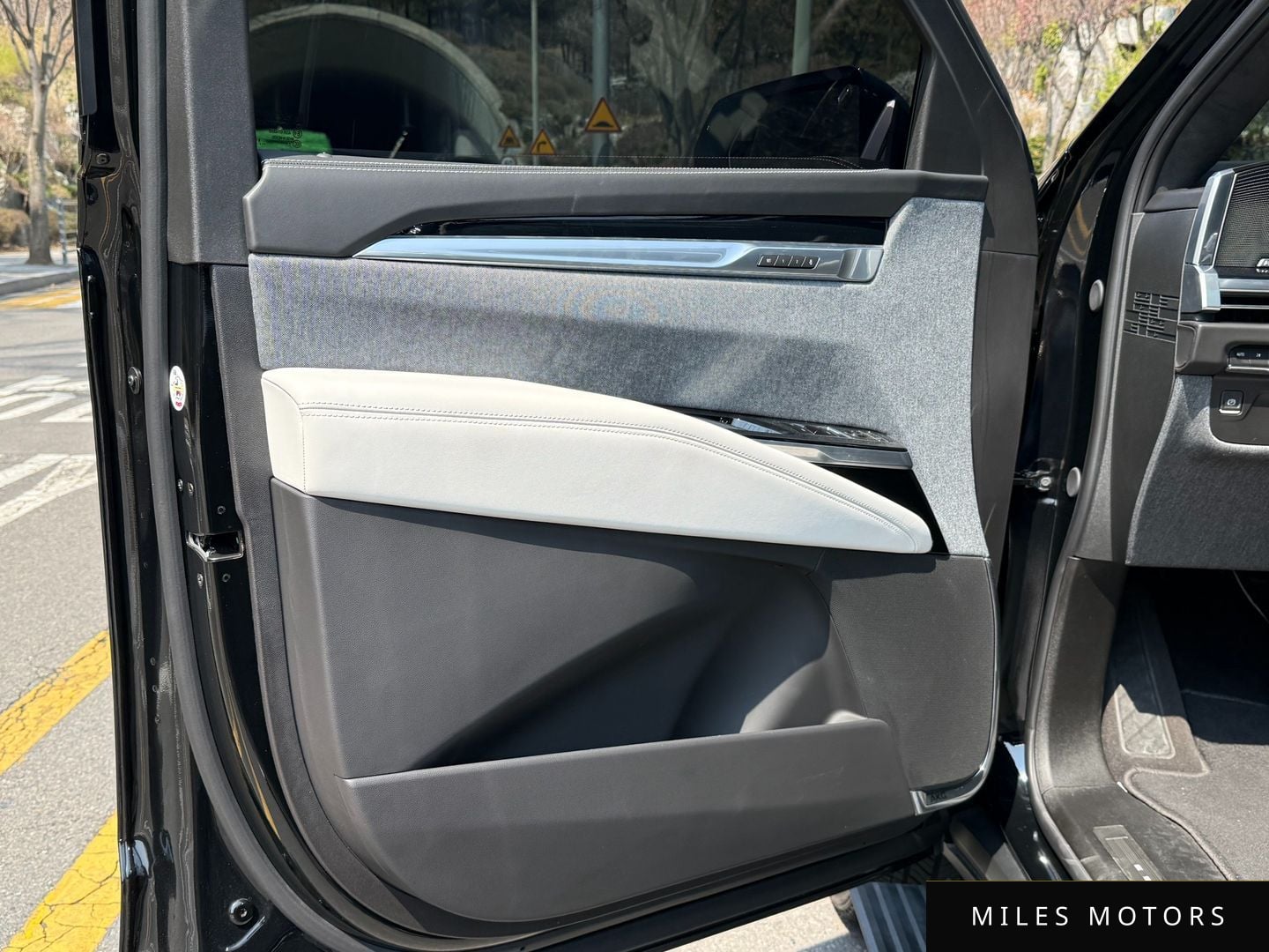 Cadillac 에스컬레이드 2025 — миниатюра 5
