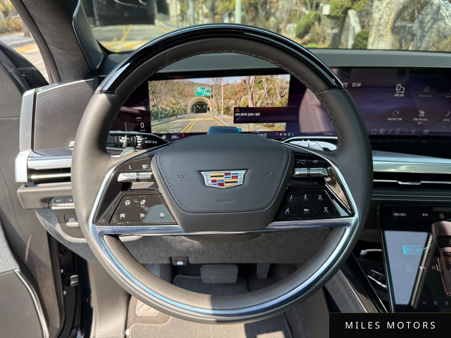 Cadillac 에스컬레이드 2025 — миниатюра 11
