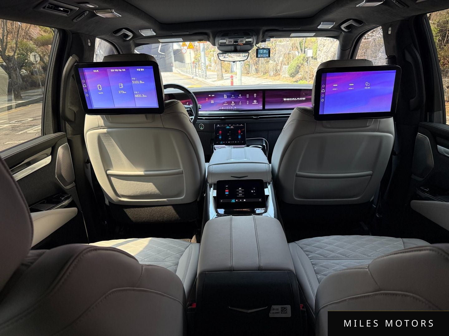 Cadillac 에스컬레이드 2025 — миниатюра 19
