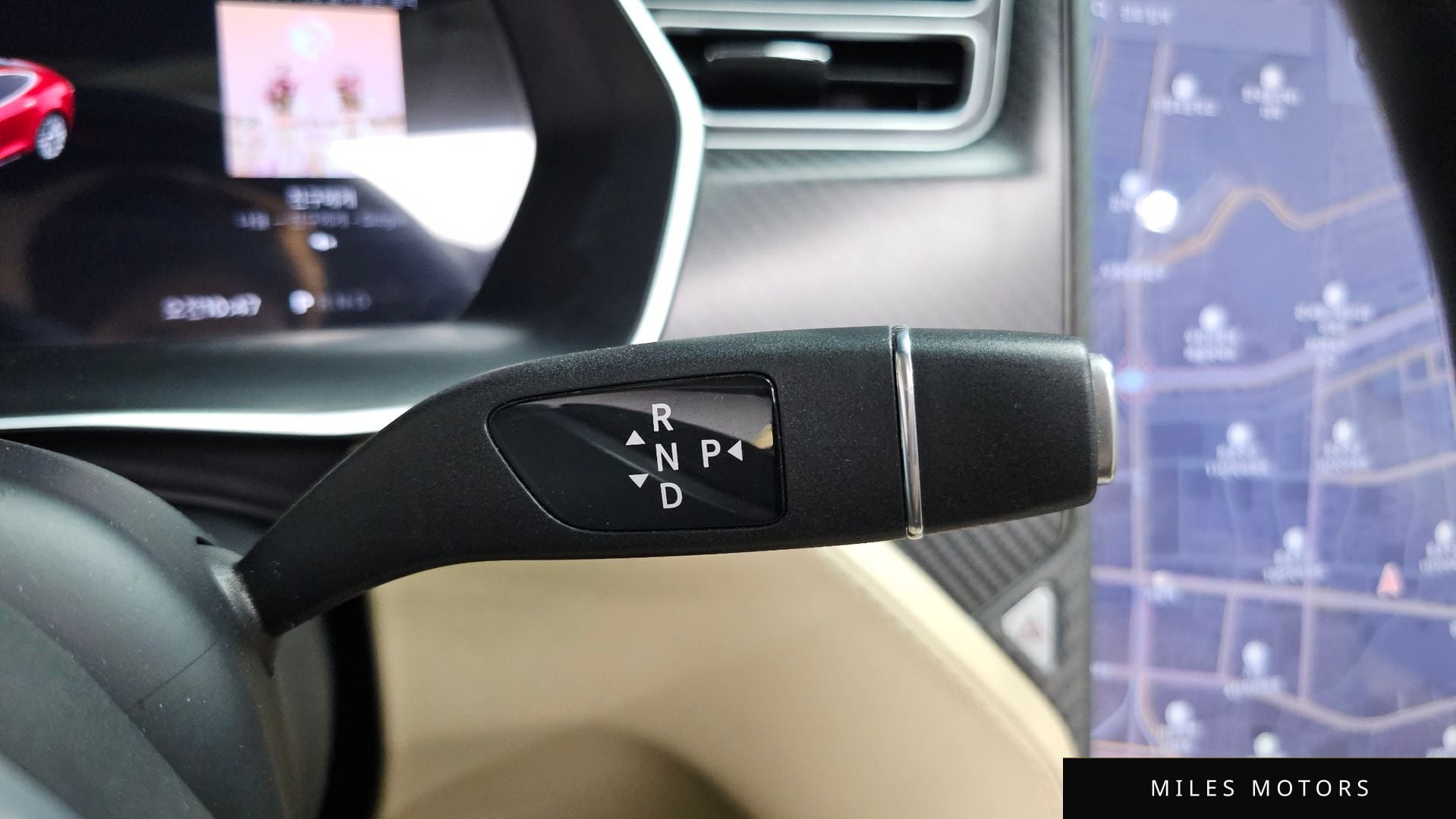 Tesla Model S 2017 — миниатюра 11