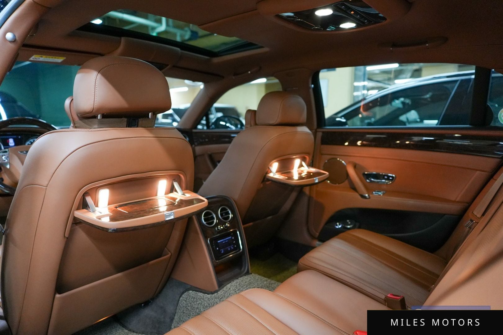 Bentley 플라잉스퍼 2016 — миниатюра 7