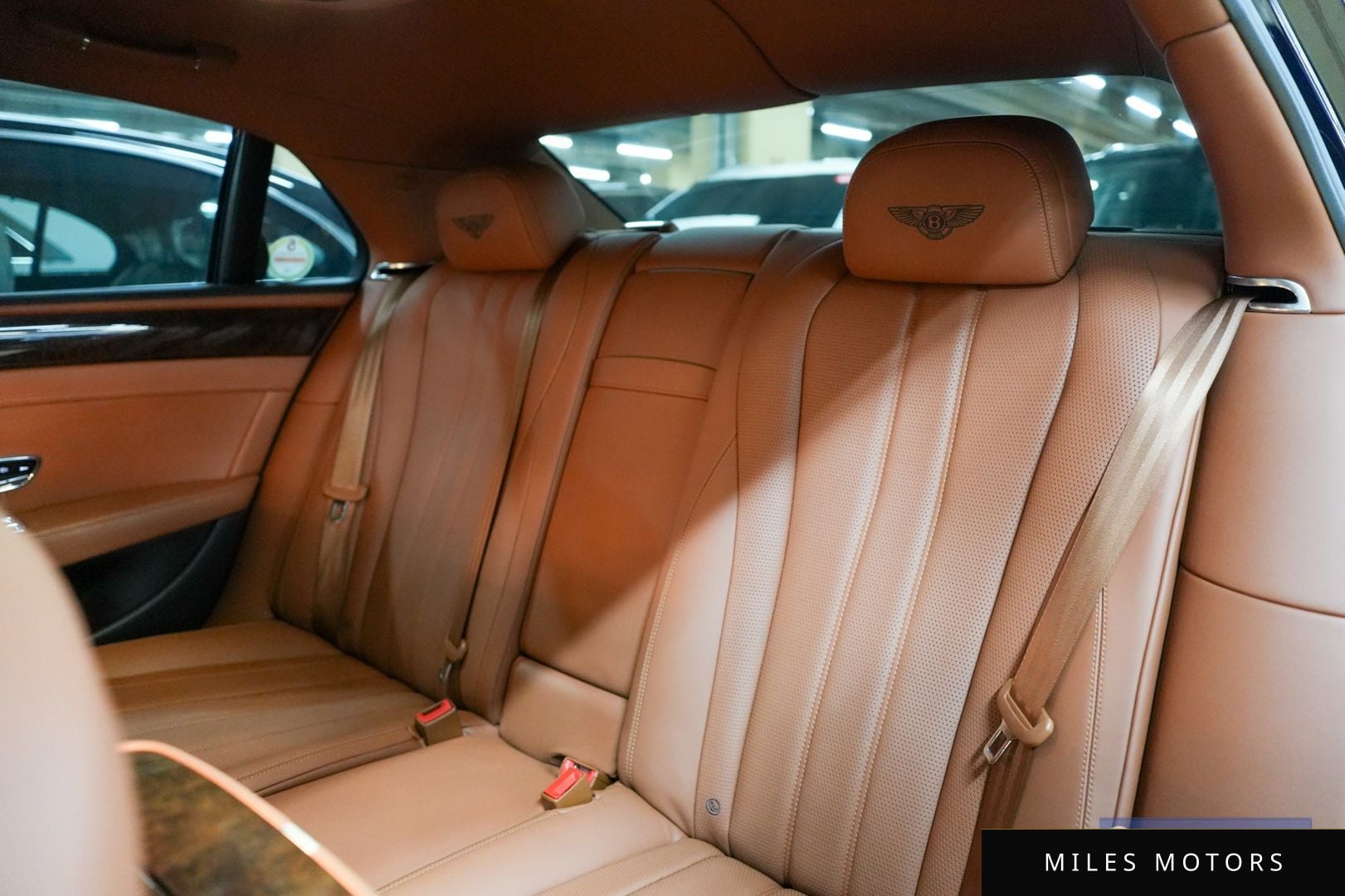Bentley 플라잉스퍼 2016 — миниатюра 10