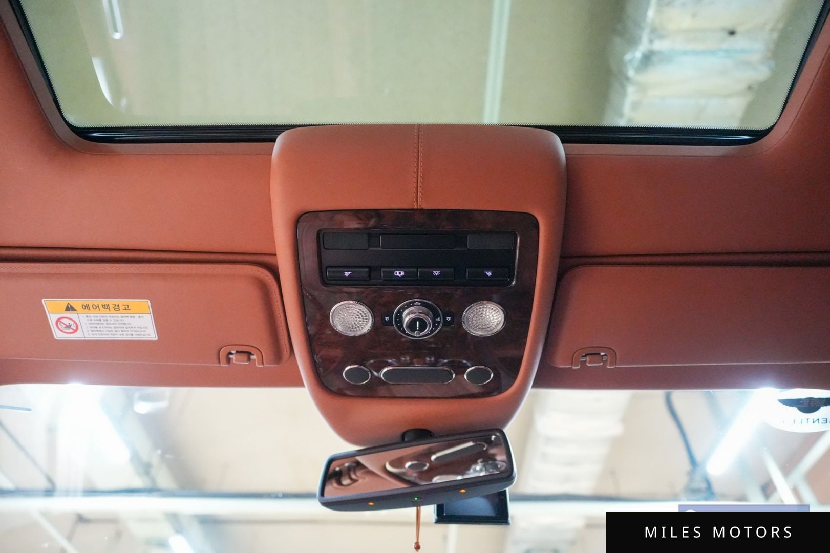 Bentley 플라잉스퍼 2016 — миниатюра 13