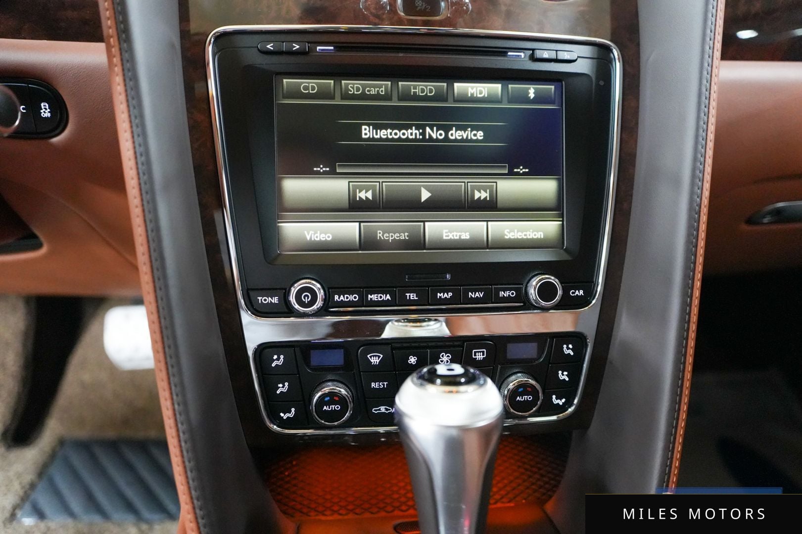 Bentley 플라잉스퍼 2016 — миниатюра 15