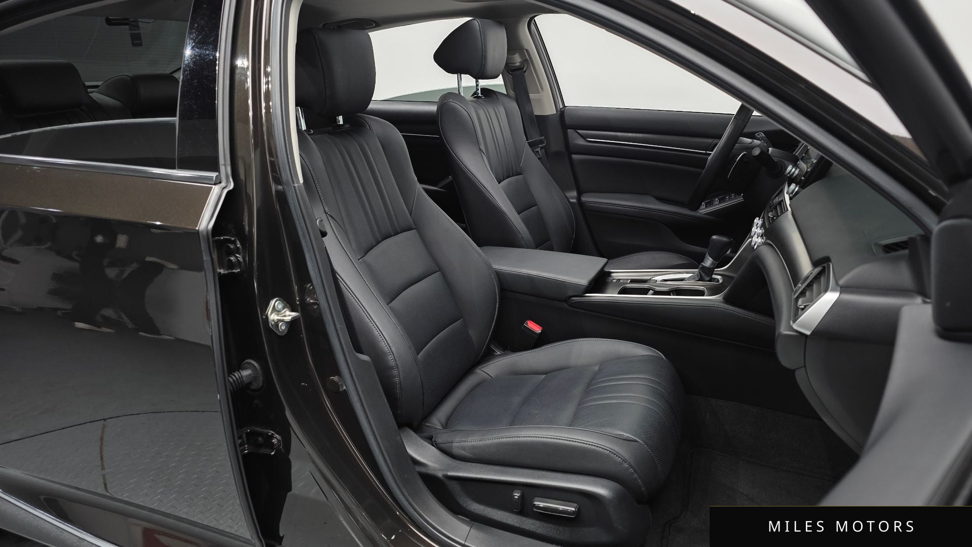 Honda 어코드 2019 — миниатюра 10