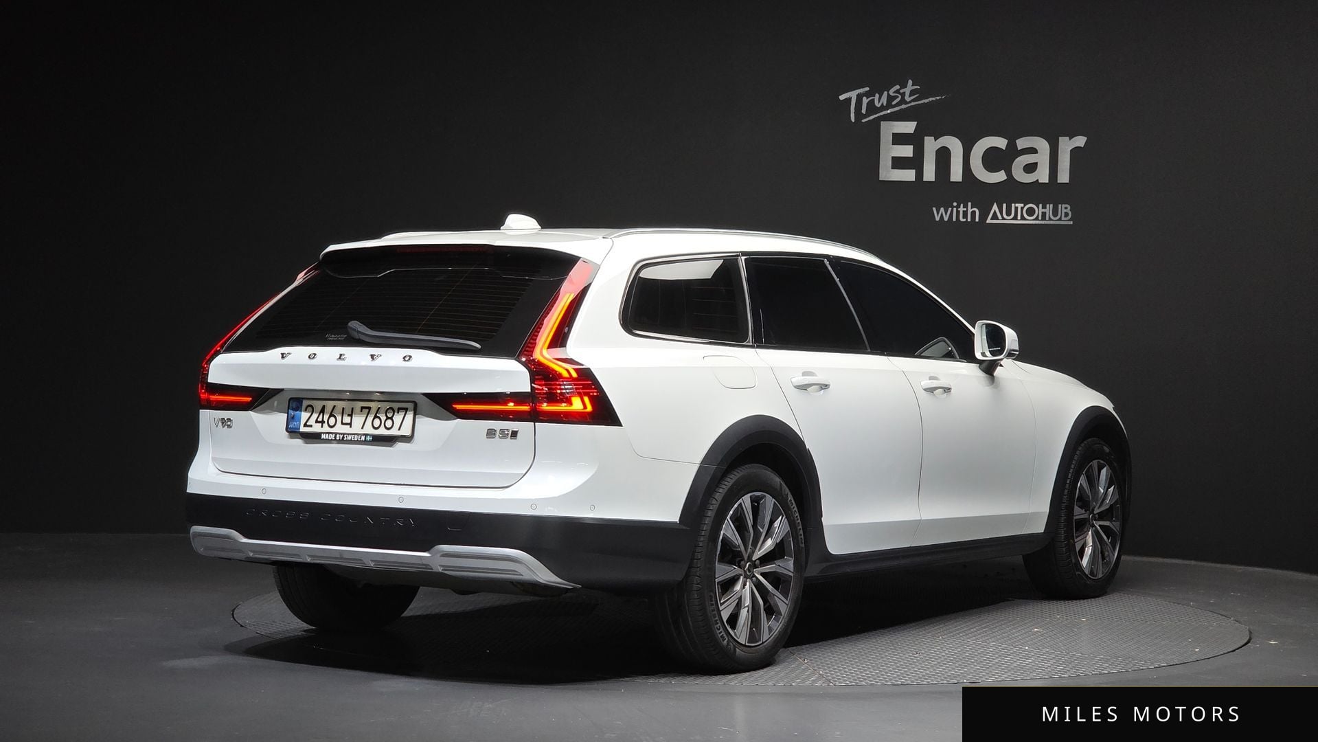 Volvo V90 2021 — миниатюра 2