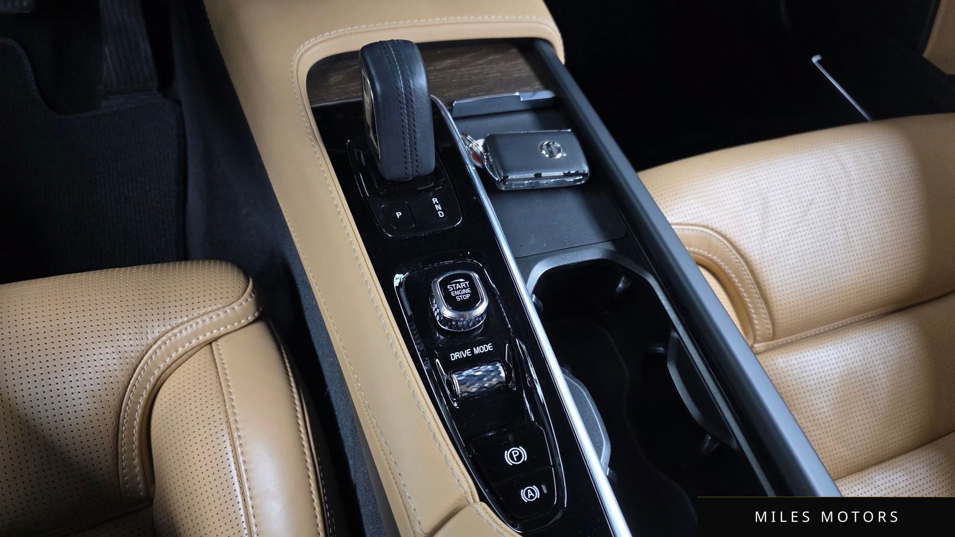 Volvo V90 2021 — миниатюра 12