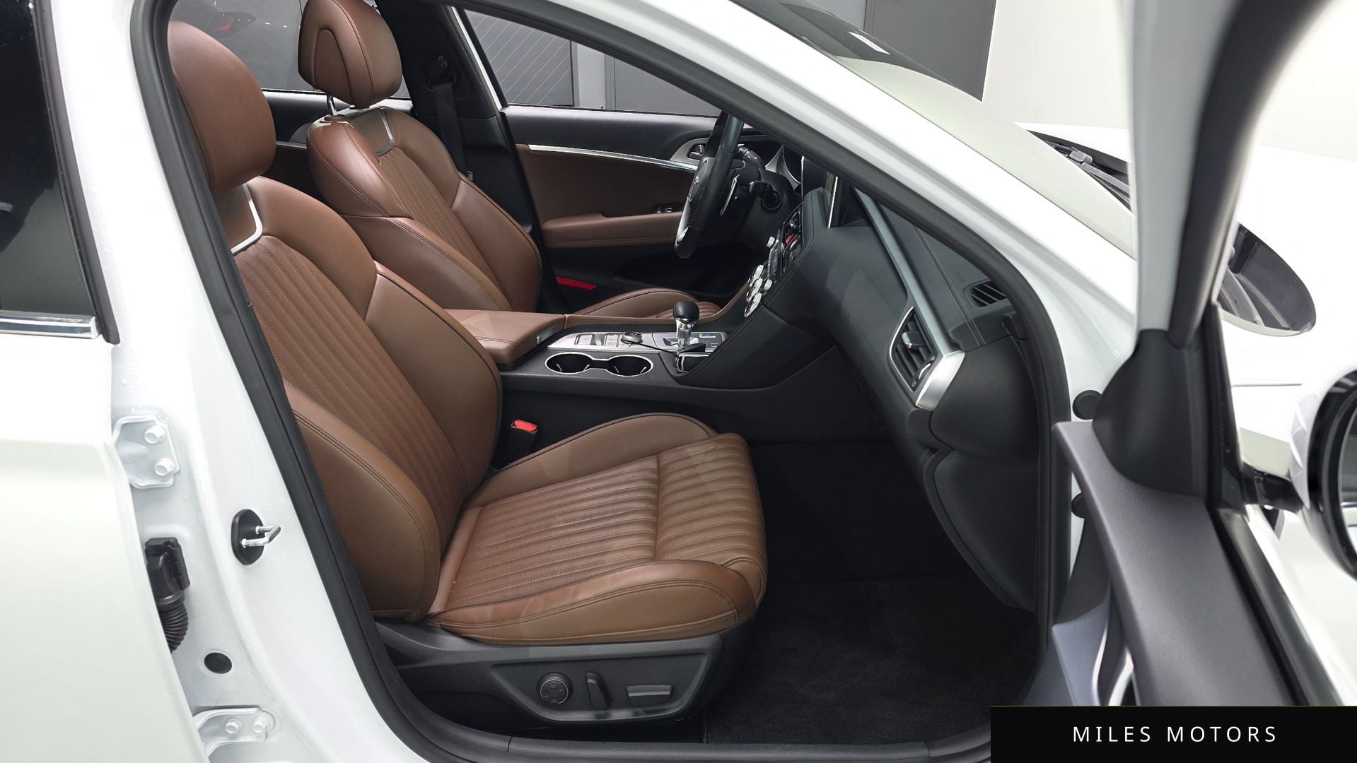 Genesis G70 2020 — миниатюра 12