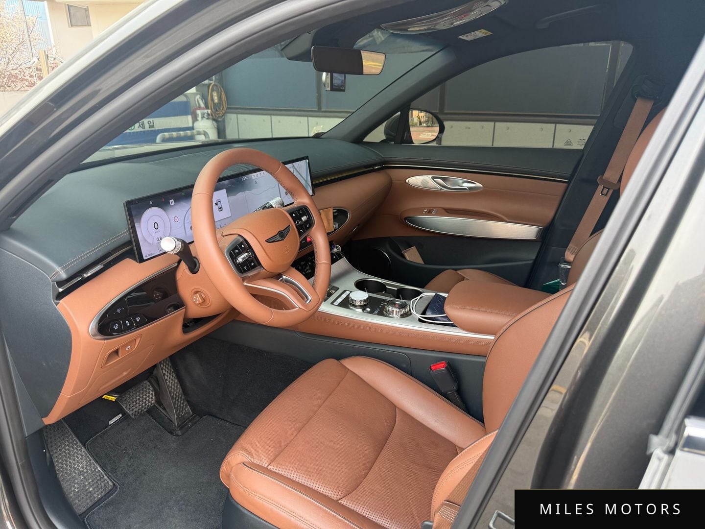 Genesis GV70 2025 — миниатюра 9