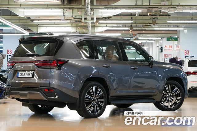 Лексус LX 2025 — миниатюра 2