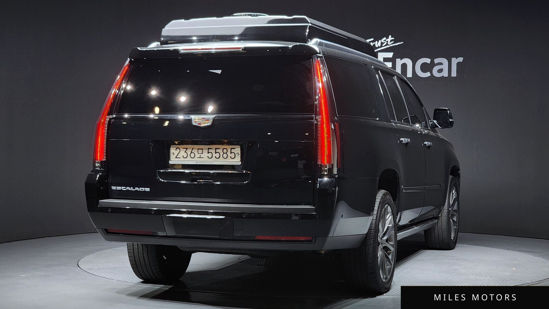 Cadillac Escalade 2020 — миниатюра 2