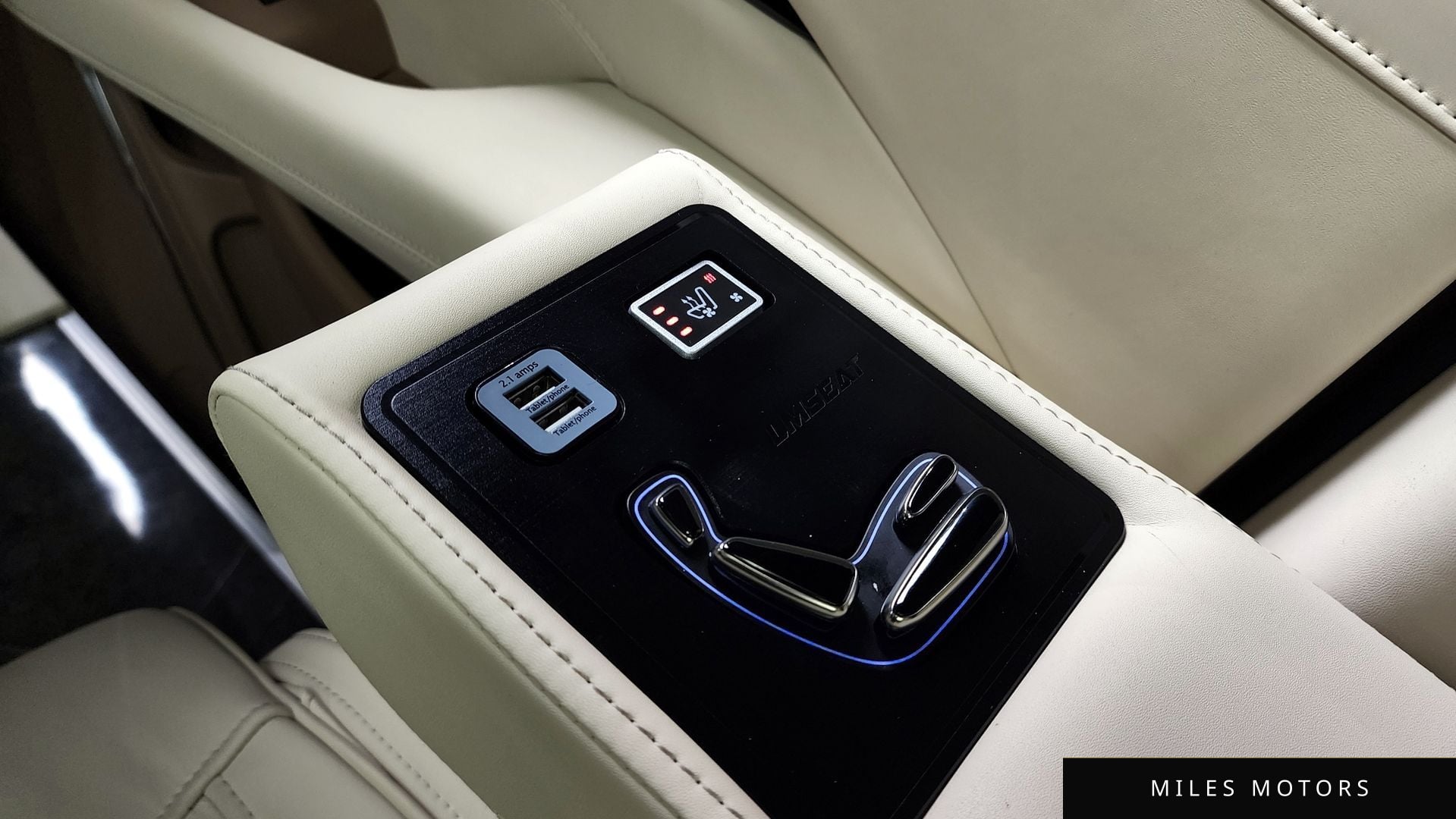 Cadillac Escalade 2020 — миниатюра 37
