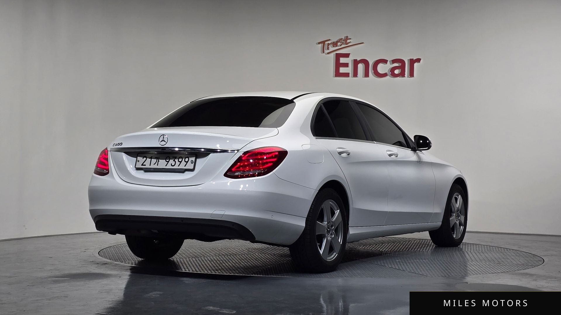 Mercedes-Benz C-Class W205 2017 — миниатюра 2