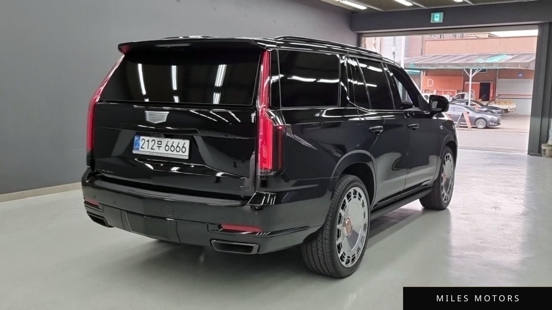 Cadillac Escalade 2025 — миниатюра 2