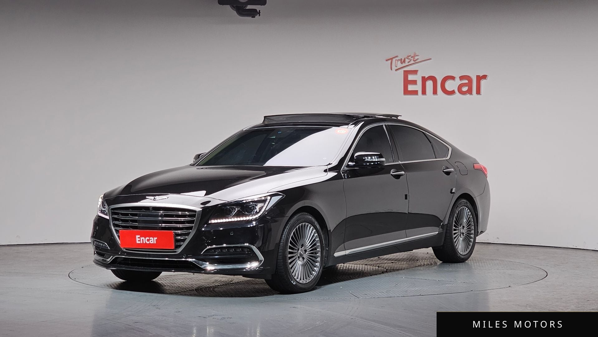 Genesis G80 2018 — фото 1 из 12