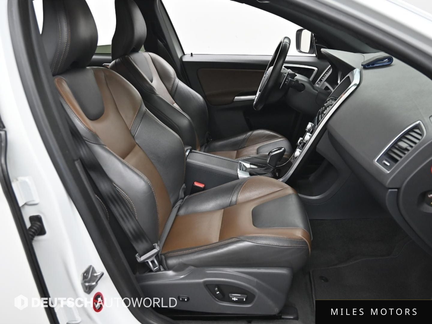 Volvo XC60 2016 — миниатюра 10