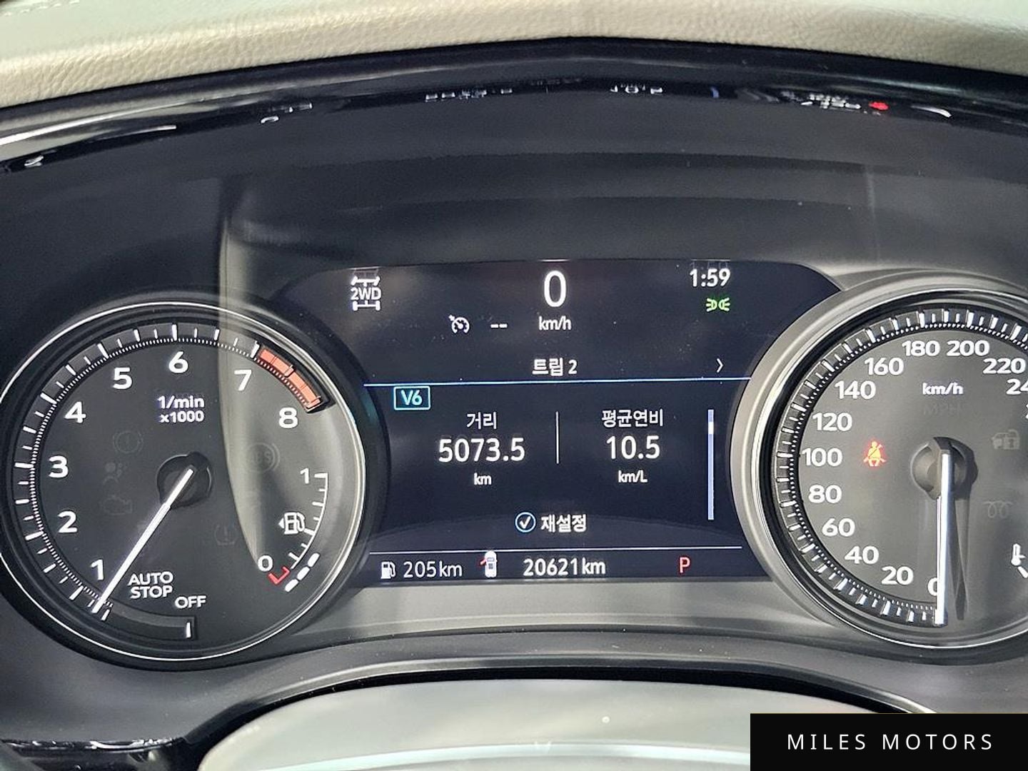 Cadillac XT5 2023 — миниатюра 8