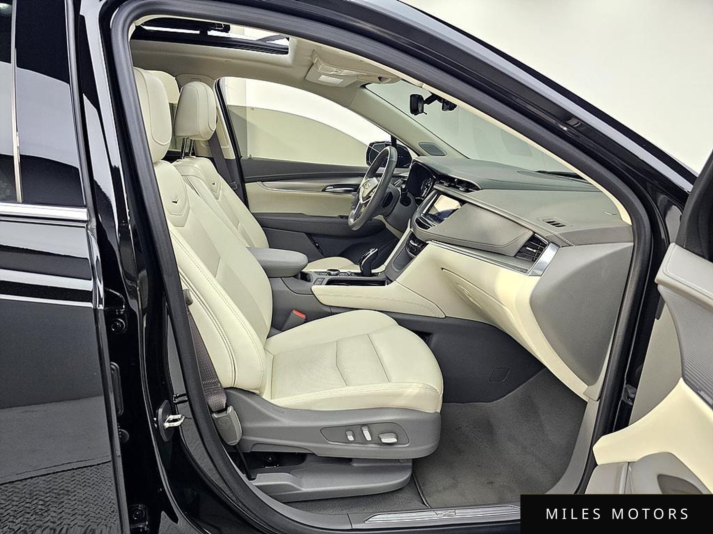 Cadillac XT5 2023 — миниатюра 11