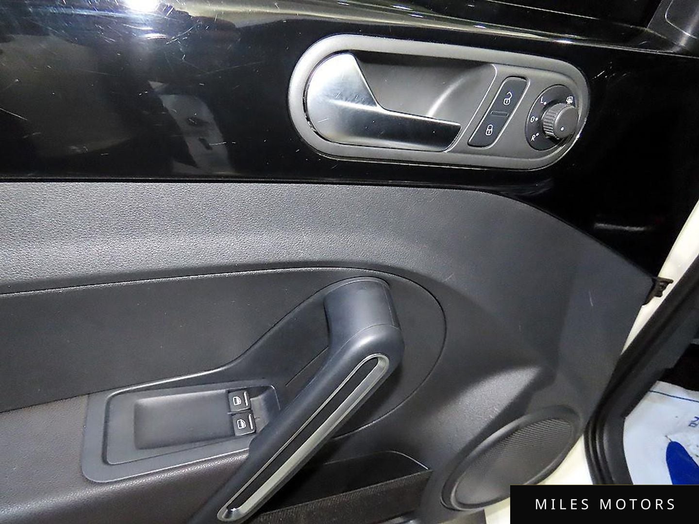 Volkswagen Beetle 2013 — миниатюра 13