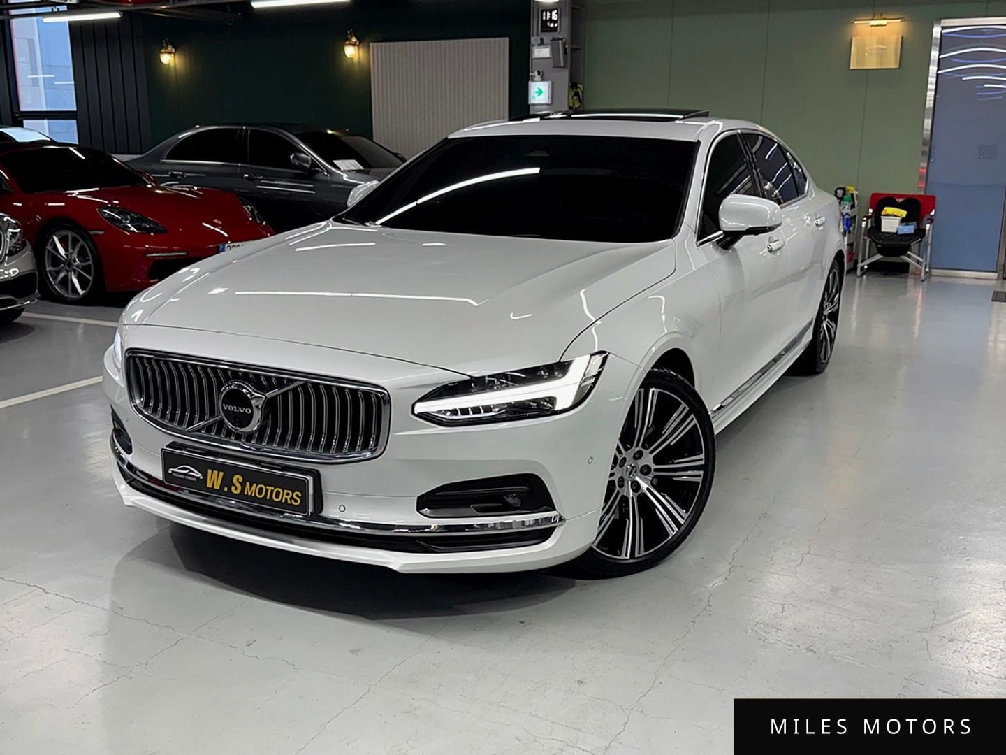 Volvo S90 2023 — фото 1 из 12