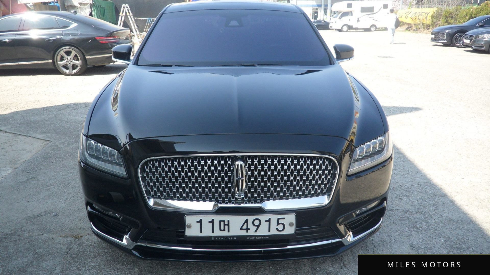 Lincoln Continental 2018 — миниатюра 2