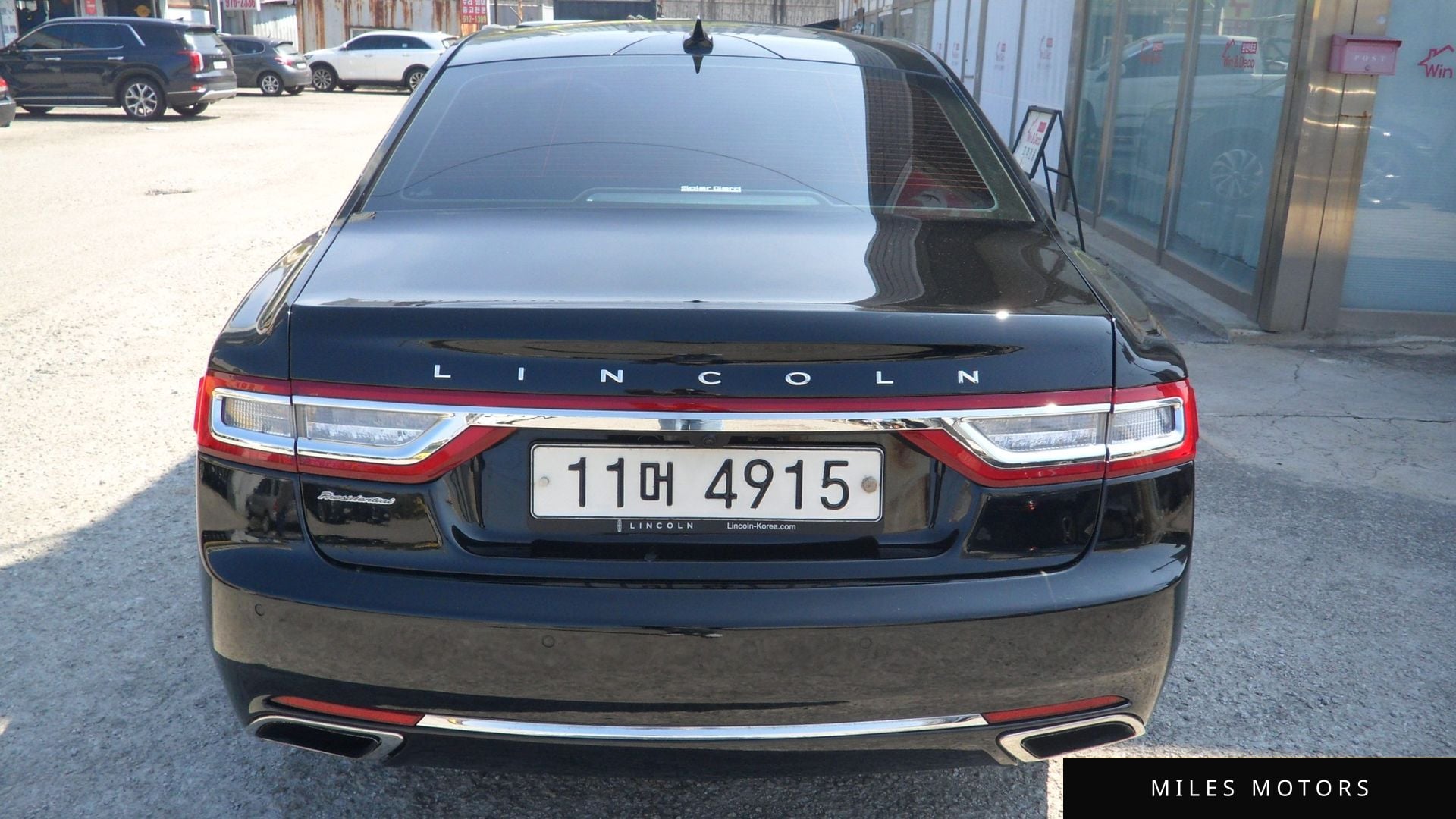 Lincoln Continental 2018 — миниатюра 5