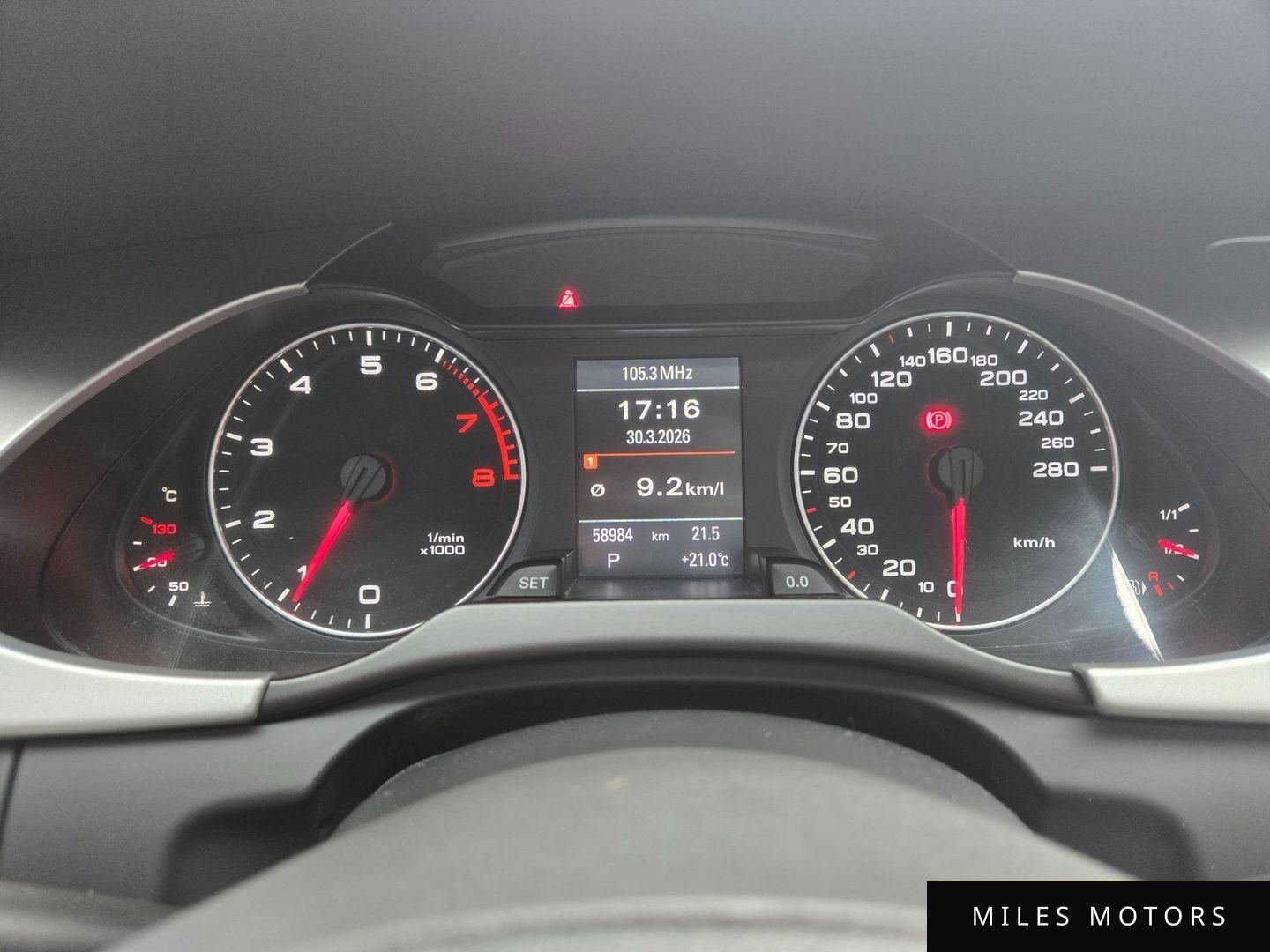 Audi A4 2011 — миниатюра 8