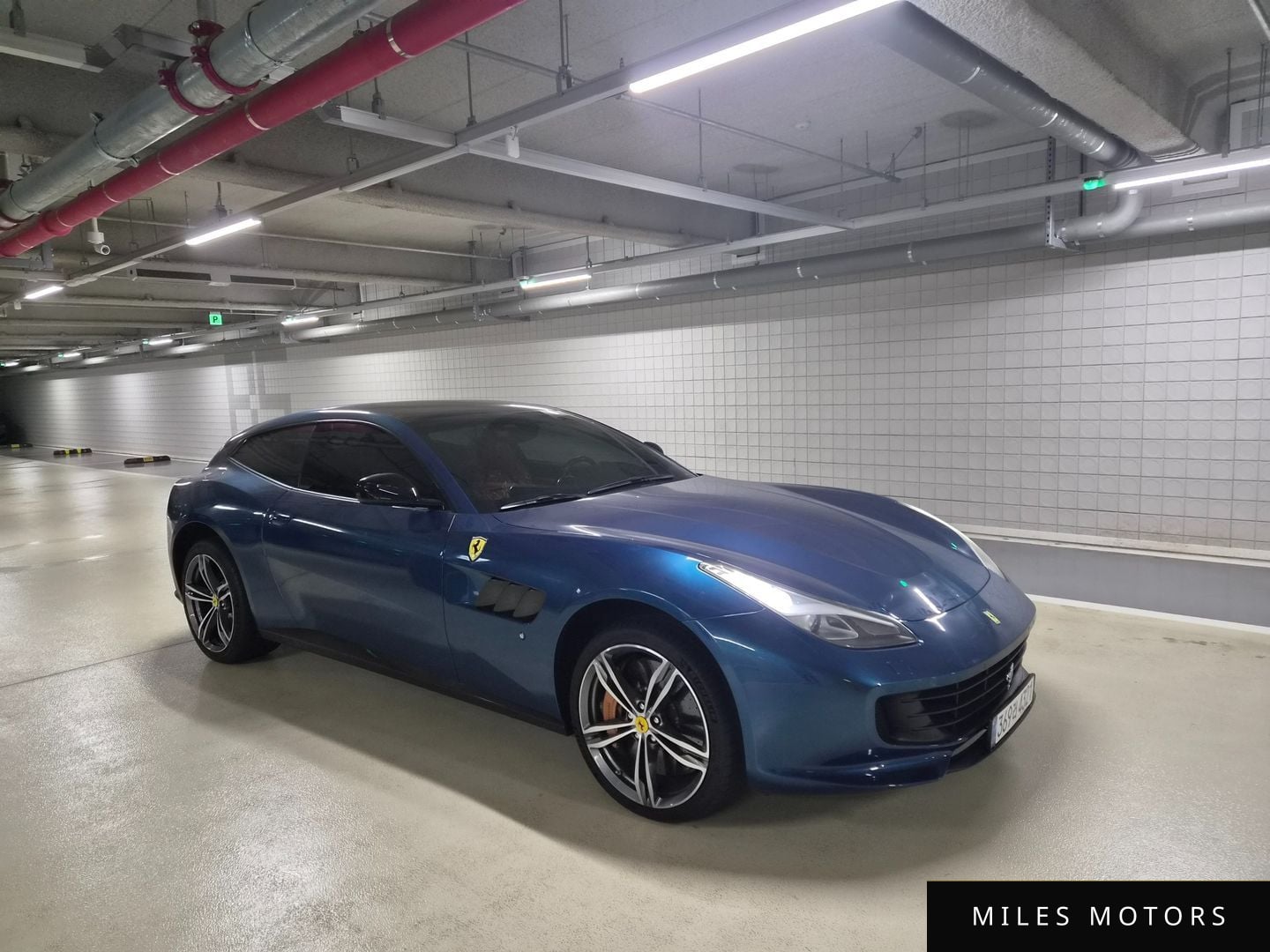 Ferrari GTC4 루쏘 2019 — миниатюра 20