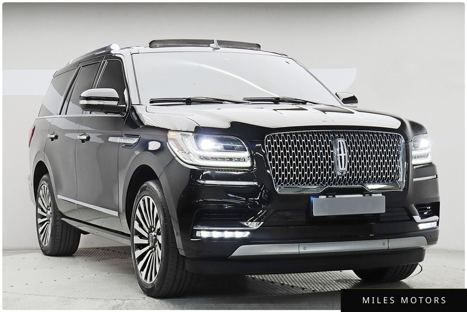 Lincoln Navigator 2021 — миниатюра 3