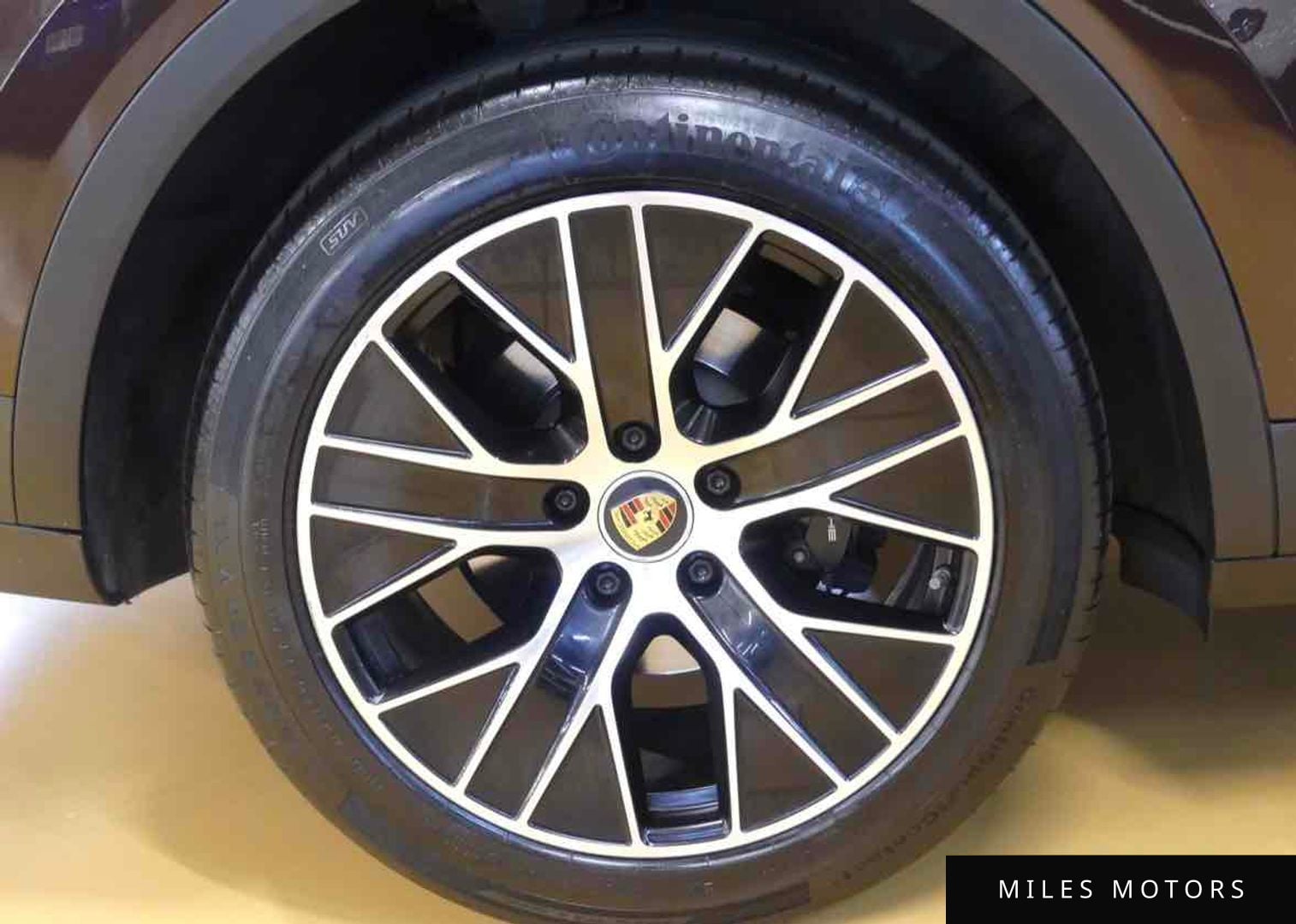 Porsche Cayenne 2019 — миниатюра 9