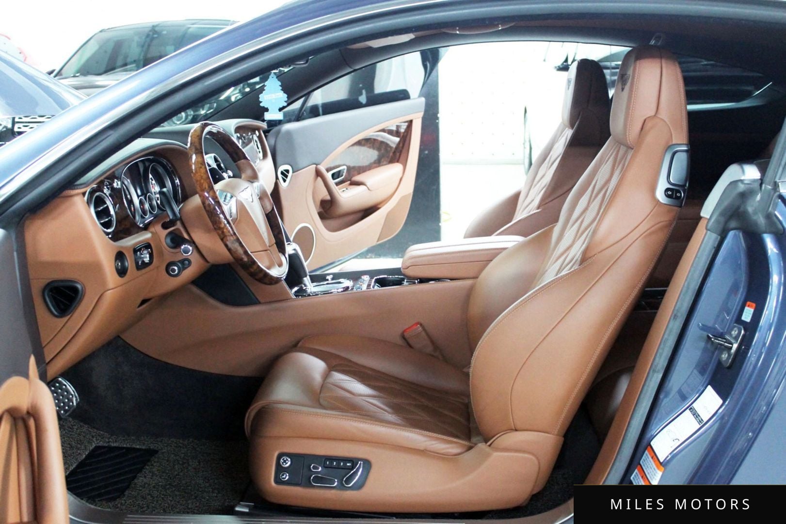 Bentley 컨티넨탈 GT 2015 — миниатюра 9